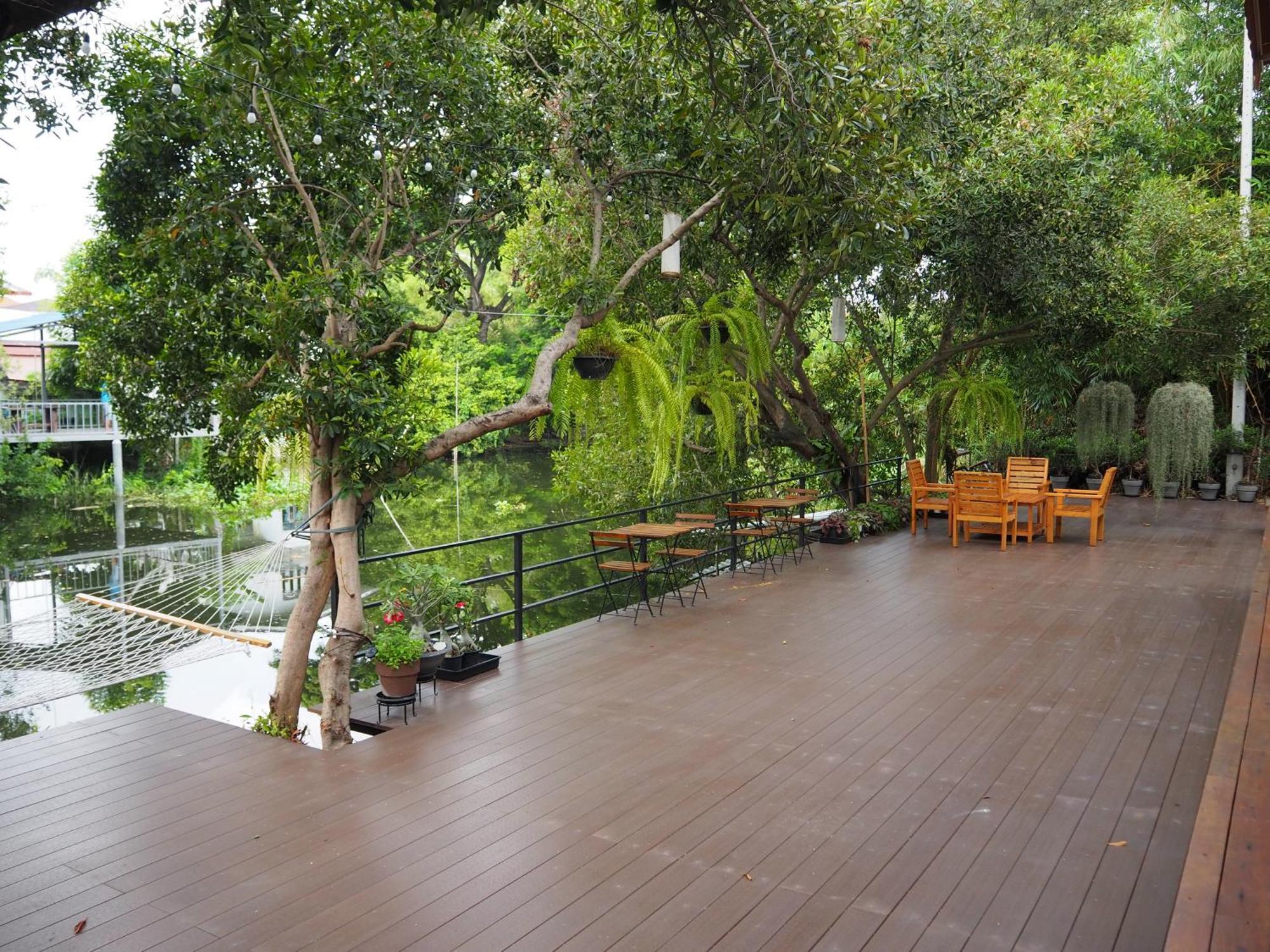 Banmai87 Guest House บ้านไม้87 เกสต์เฮ้าส์ Ayutthaya Extérieur photo